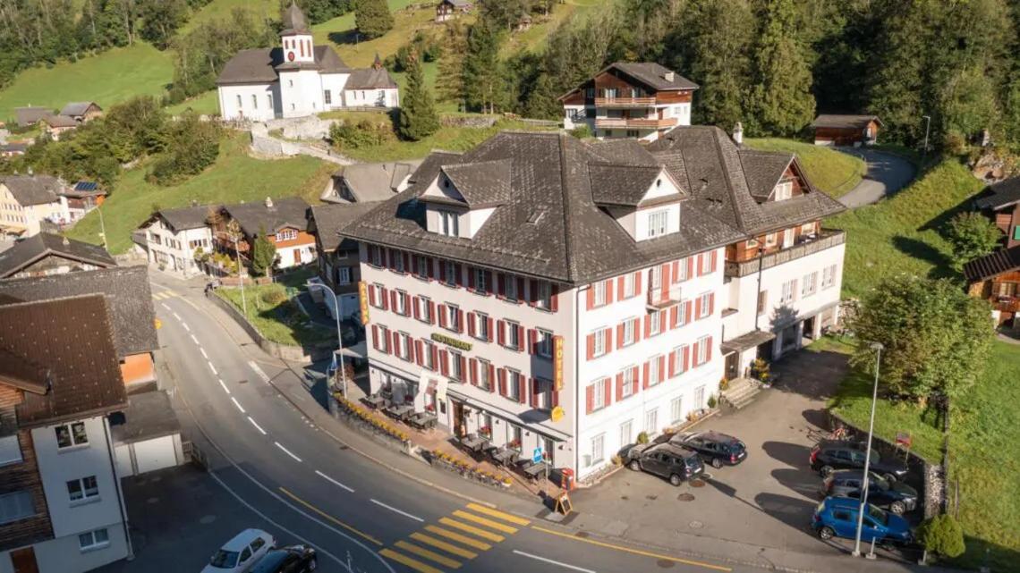 Hotel Alpina Unterschächen 외부 사진