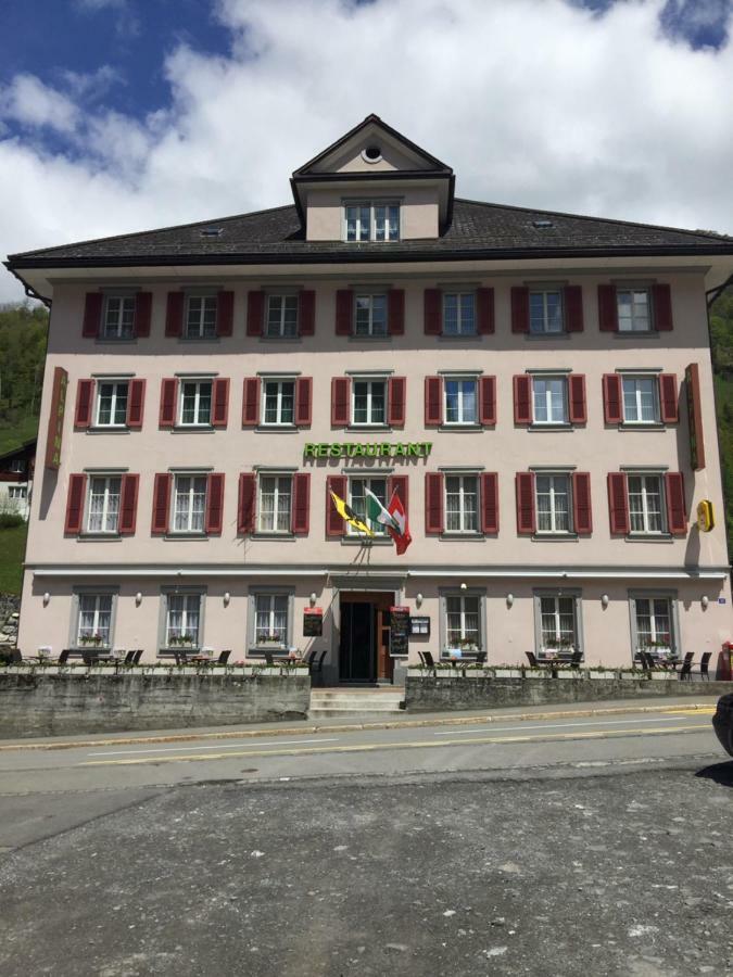 Hotel Alpina Unterschächen 외부 사진